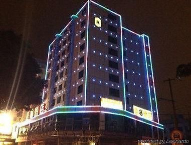 Super 8 Hotel Fuzhou Railway Station West المظهر الخارجي الصورة